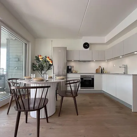 Unmatched Location - Front Row Fjord - 2 Bedrooms *