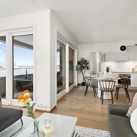 Unmatched Location - Front Row Fjord - 2 Bedrooms