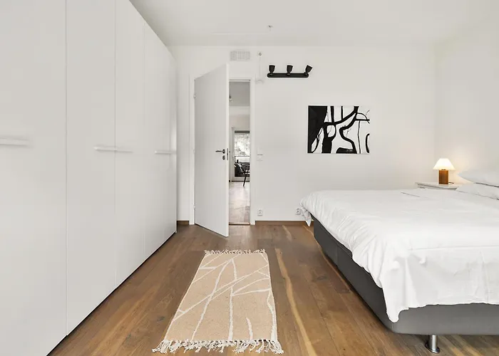 Unmatched Location - Front Row Fjord - 2 Bedrooms *