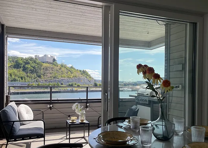 Unmatched Location - Front Row Fjord - 2 Bedrooms Lejlighed Oslo